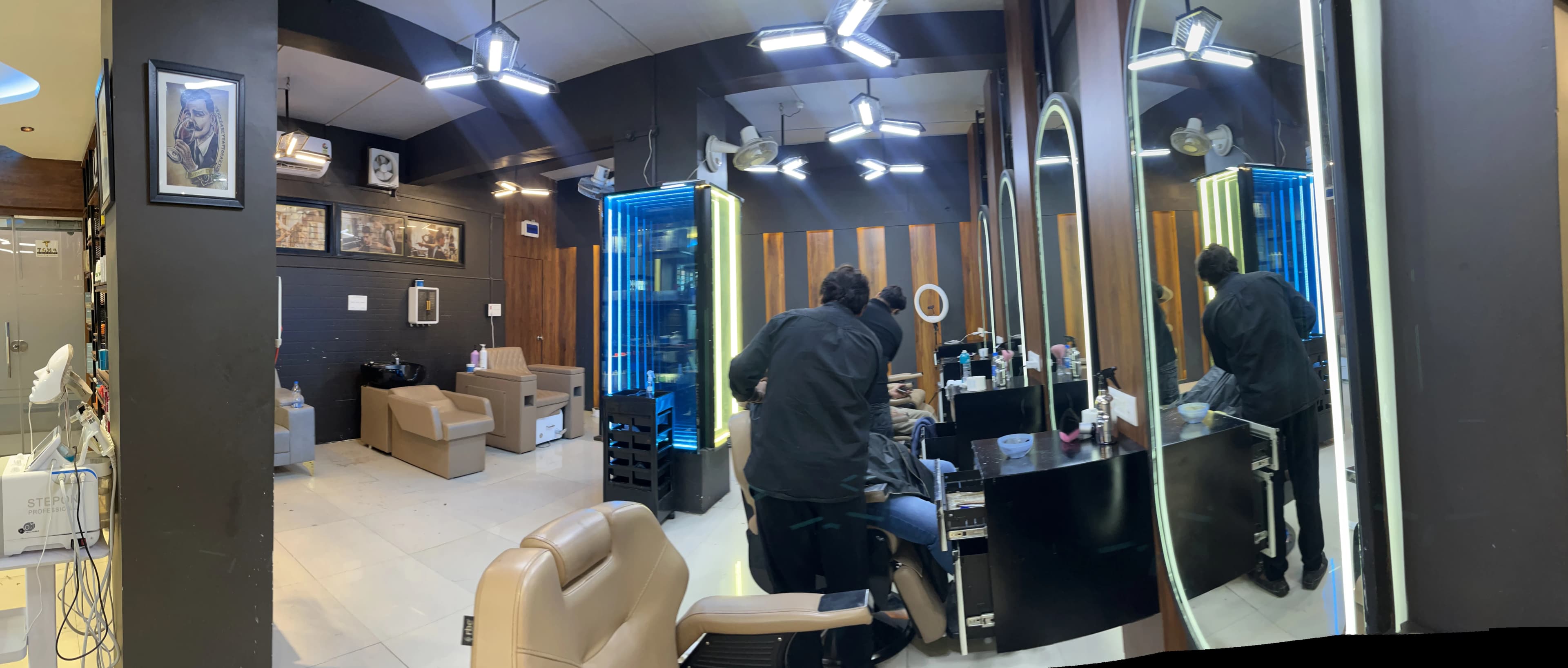 Men's Lounge Right View